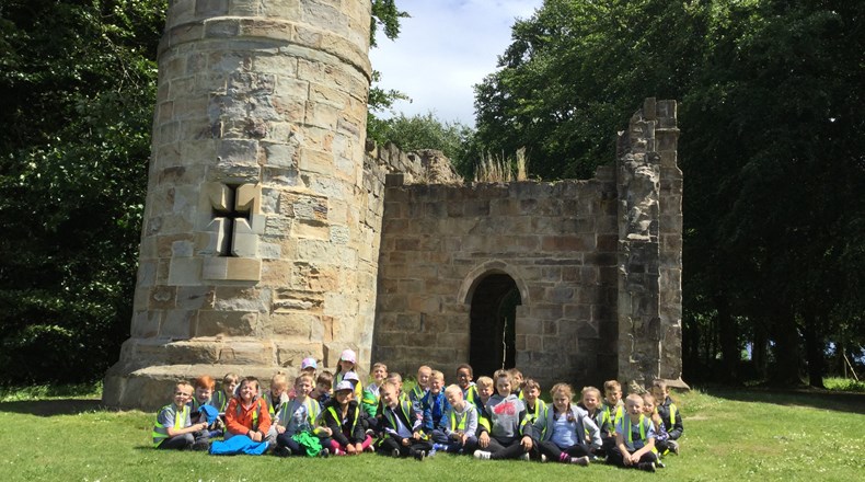Year 2 enjoy trip to Hardwick Park