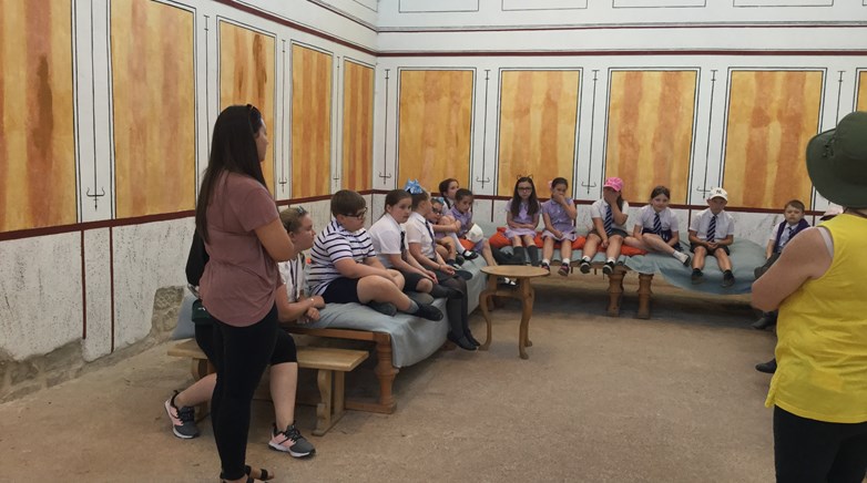 Year 4 visit Roman fort