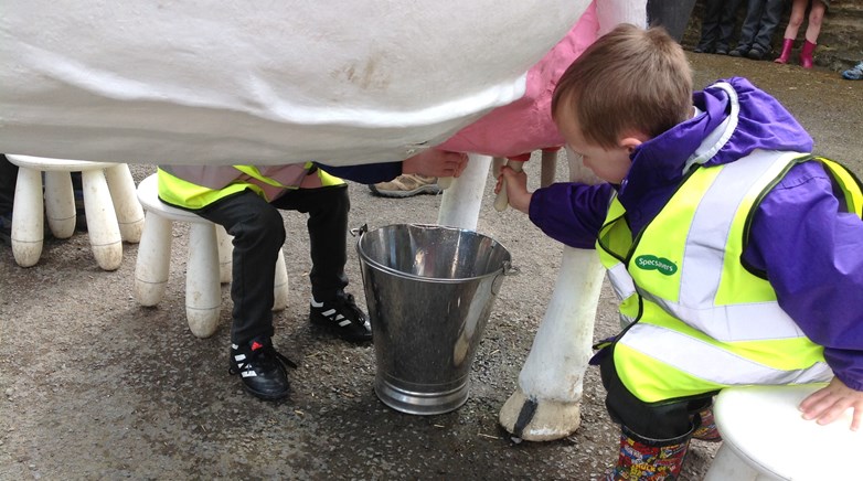 Reception enjoy a day on the farm!