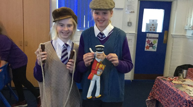 Sacriston WW2 pupils with toys