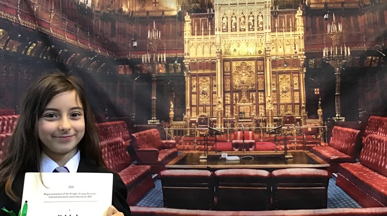 Parliamentary loan box 